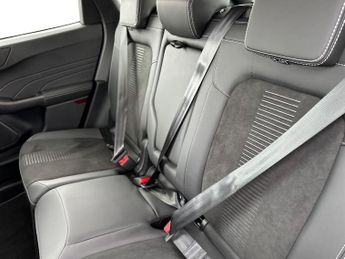 Ford Kuga 5Dr Active 2.5 PHEV 243PS 2WD Auto