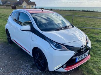 Toyota AYGO 1.0 VVT-i x-press Hatchback 5dr Petrol x-shift Euro 6 (68 ps)