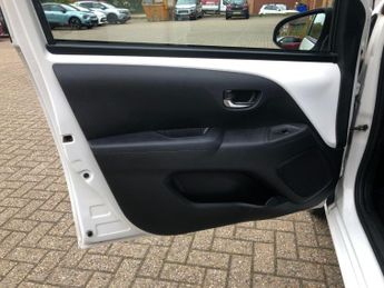 Toyota AYGO 1.0 VVT-i x-press x-shift Euro 6 5dr