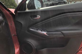 Nissan Juke 1.6 Hybrid Tekna 5dr Auto