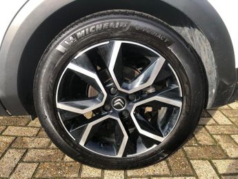 Citroen C4 50kWh Shine Plus Auto 5dr (7.4kW Charger)