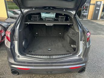 Alfa Romeo Stelvio 2.0 Turbo 280 Veloce 5dr Auto