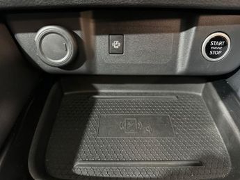 Nissan Qashqai 5Dr Tekna 1.3 DiG-T MHEV 158PS Auto