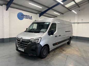 Renault Master 2.3 dCi 35 Business+ FWD LWB Medium Roof Euro 6 4dr