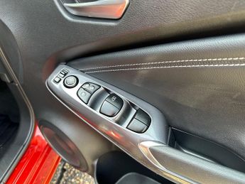 Nissan Juke 5Dr Tekna 1.0 Auto