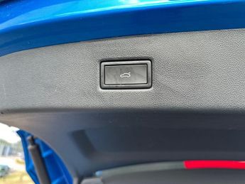 Ford Explorer 5Dr Premium Extended Range 2WD Auto