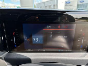 Ford Transit Custom 320 SWB Limited 65kWh 100kw / 136PS Auto