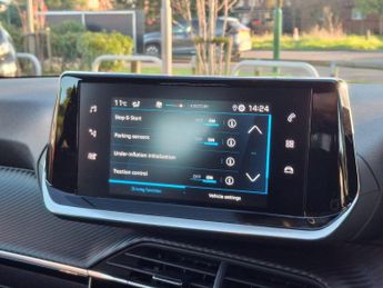 Peugeot 208 1.2 PureTech Active Premium EAT Euro 6 (s/s) 5dr