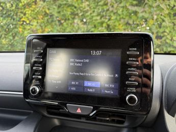 Toyota Yaris 1.5 VVT-h Icon E-CVT Euro 6 (s/s) 5dr