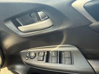 Honda Jazz 1.3 i-VTEC SE 5dr CVT