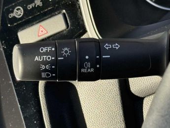 Honda Jazz 1.3 i-VTEC SE 5dr CVT