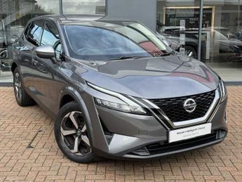 Nissan Qashqai 1.3 DiG-T MH N-Connecta 5dr