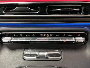 Mercedes-Benz V Class V220 d Premium Long 5dr 9G-Tronic 