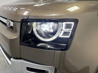 Land Rover Defender D250 Hard Top 110 SE 3.0l Auto