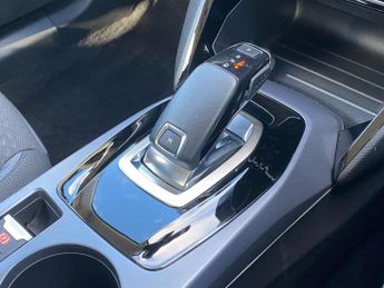 Peugeot 2008 1.2 PureTech Allure EAT Euro 6 (s/s) 5dr