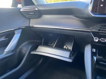 Peugeot 2008 1.2 PureTech Allure EAT Euro 6 (s/s) 5dr