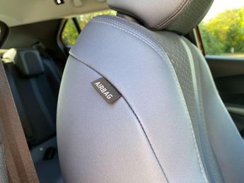 Peugeot 2008 1.2 PureTech Allure EAT Euro 6 (s/s) 5dr