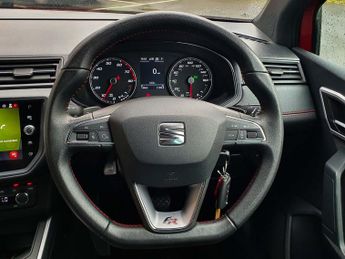 SEAT Arona 1.5 TSI 150 FR [EZ] 5dr DSG