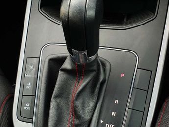 SEAT Arona 1.5 TSI 150 FR [EZ] 5dr DSG