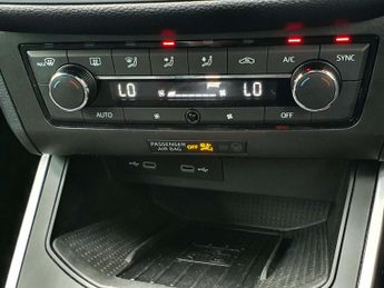 SEAT Arona 1.5 TSI 150 FR [EZ] 5dr DSG