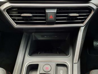 SEAT Leon 1.5 eTSI 115 FR Sport 5dr DSG [DAP]