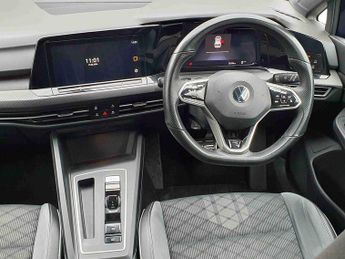 Volkswagen Golf 1.5 eTSI 150 R-Line 5dr DSG