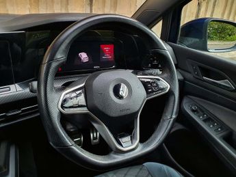 Volkswagen Golf 1.5 eTSI 150 R-Line 5dr DSG