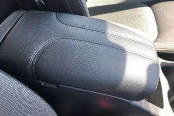 Nissan Qashqai 1.3 DiG-T 160 N-Connecta 5dr DCT