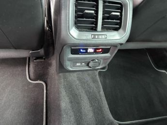 Volkswagen Tiguan VW  5Dr R-Line 1.5 TSI 150 Auto