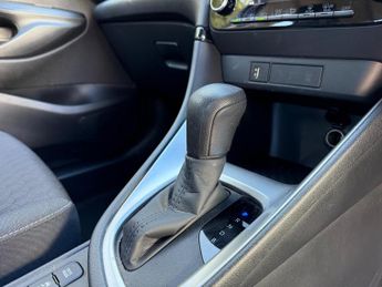 Toyota Yaris 1.5 VVT-h Icon E-CVT Euro 6 (s/s) 5dr