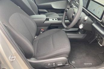 Hyundai Ioniq 6 E (228ps) Premium 77kWh (Single Motor) RWD