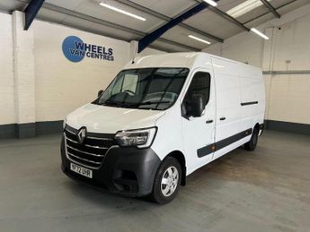 Renault Master 2.3 dCi 35 Business+ FWD LWB Medium Roof Euro 6 4dr
