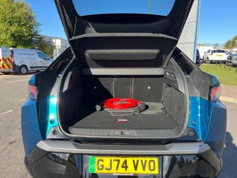 Peugeot 3008 5Dr GT 157kW 73kWh Auto