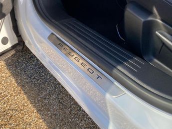 Peugeot 2008 1.2 PureTech GT EAT Euro 6 (s/s) 5dr