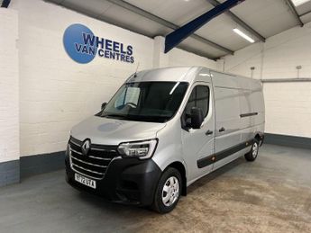 Renault Master 2.3 dCi 35 Business+ FWD LWB Medium Roof Euro 6 4dr