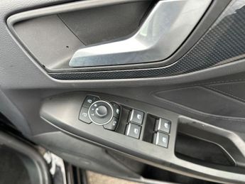 Ford Focus 5Dr ST-Line 1.0 MHEV 155PS Auto