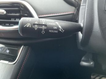 MG HS 1.5 T-GDI Exclusive 5dr DCT