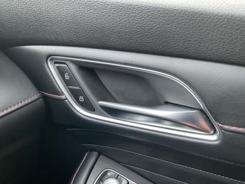 MG HS 1.5 T-GDI Exclusive 5dr DCT