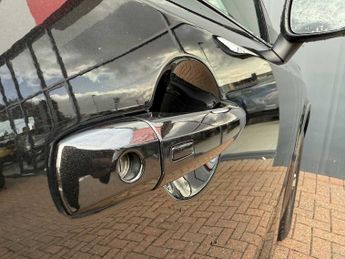 Nissan Qashqai 1.3 DiG-T MH 158 N-Connecta 5dr Xtronic