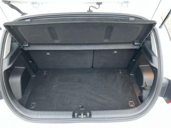 Hyundai i20 1.0T GDi Premium 5dr DCT