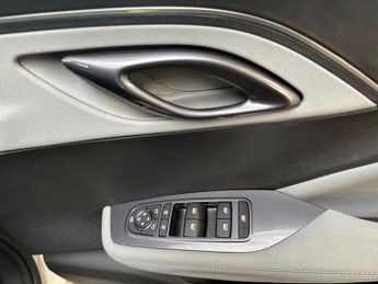 Byd Dolphin Surf 5Dr Comfort 115kW 43kWh Auto