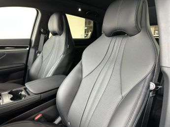 Byd Seal U DM-i 5Dr Boost 1.5 PHEV Auto