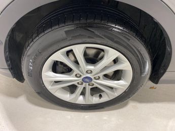 Ford Kuga 2.0 TDCi (180PS) Automatic Titanium AWD 5dr**HIGH SPEC**