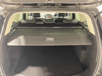 Ford Kuga 2.0 TDCi (180PS) Automatic Titanium AWD 5dr**HIGH SPEC**