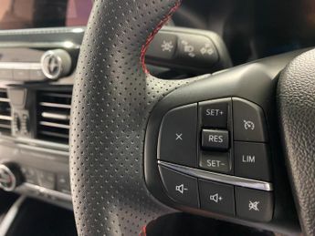 Ford Kuga 2.0 EcoBlue (150PS) mHEV 6 spd ST-Line 5dr.