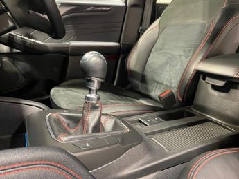 Ford Kuga 2.0 EcoBlue (150PS) mHEV 6 spd ST-Line 5dr.