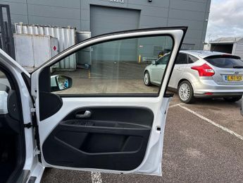 SEAT Mii 5Dr One 61kW 36.8kWh Auto