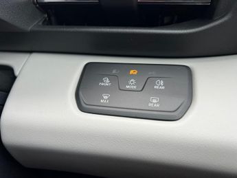 Ford Explorer 5Dr Premium Extended Range 2WD Auto