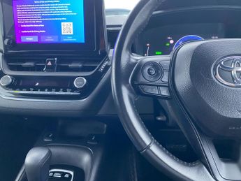 Toyota Corolla 1.8 VVT-h Car Derived Van 5dr Petrol Hybrid CVT Euro 6 (s/s) (14