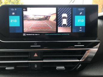 Citroen C4 50kWh Shine Auto 5dr